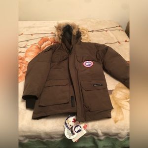 Canada goose brown expedition jack size large